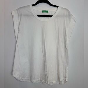 United Colors of Benetton boxy fit muscle solid t-shirt